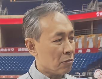 许利民谈新外援：不管谁来都是帮助球队，我们不会过度依赖他